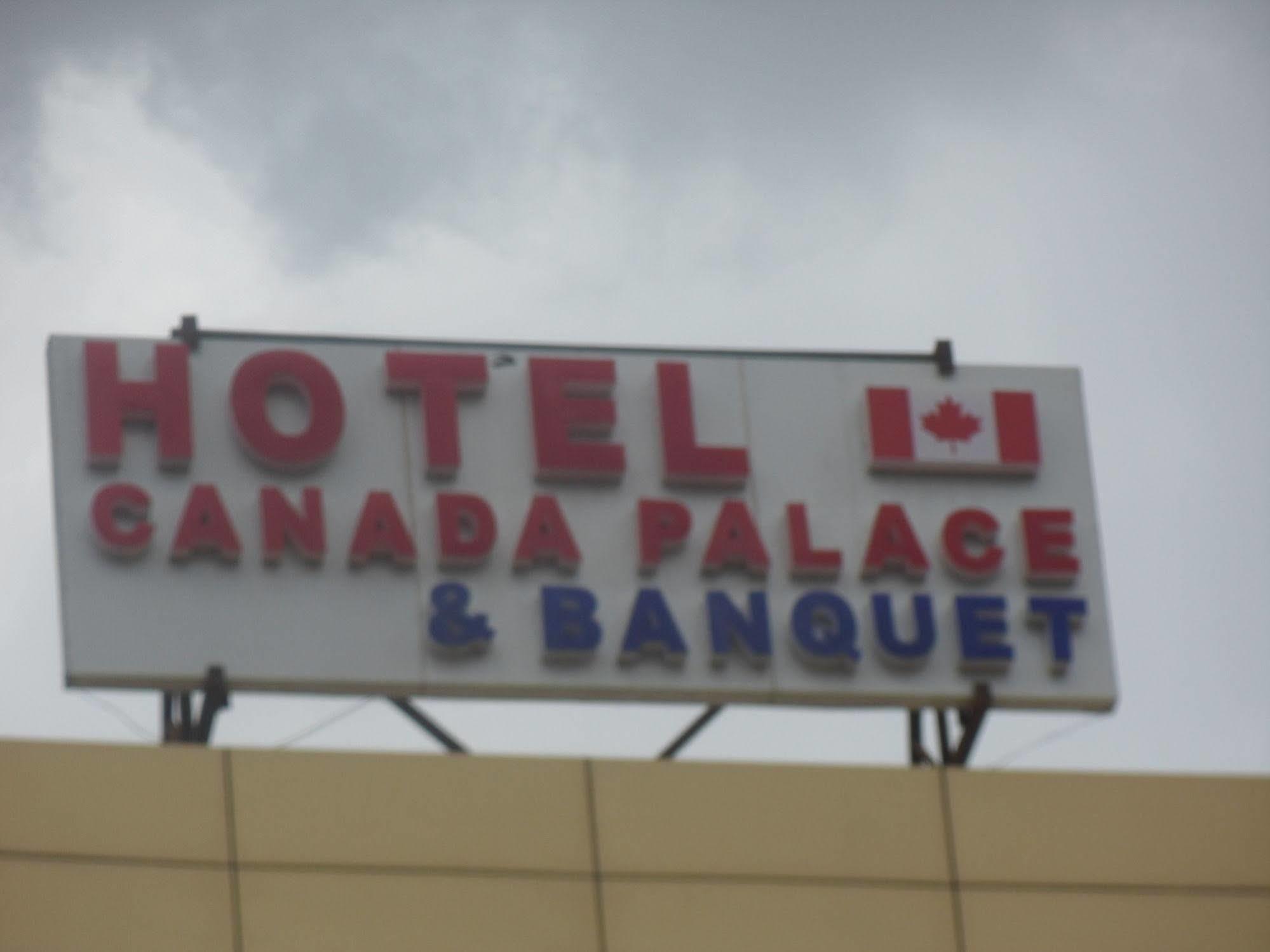 Hotel Canada Palace Watuwa Kültér fotó
